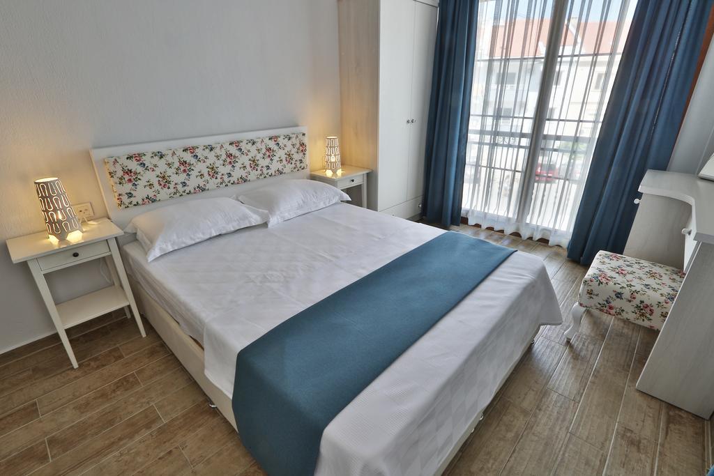 Emre Hotel 10Oda Datca Ruang foto